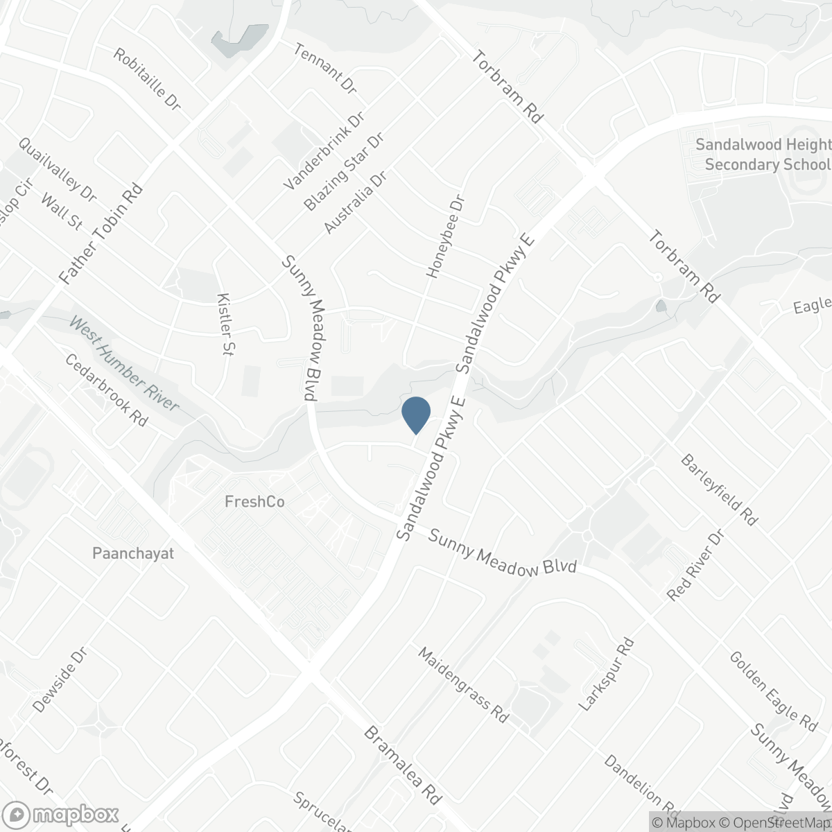 16 OAK GARDENS COURT, Brampton, Ontario L6R 2Y6